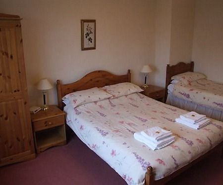Cefn Uchaf Guesthouse Garndolbenmaen Extérieur photo